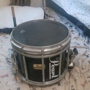 Pearl Ebony Snare Drum with Metallic Accents